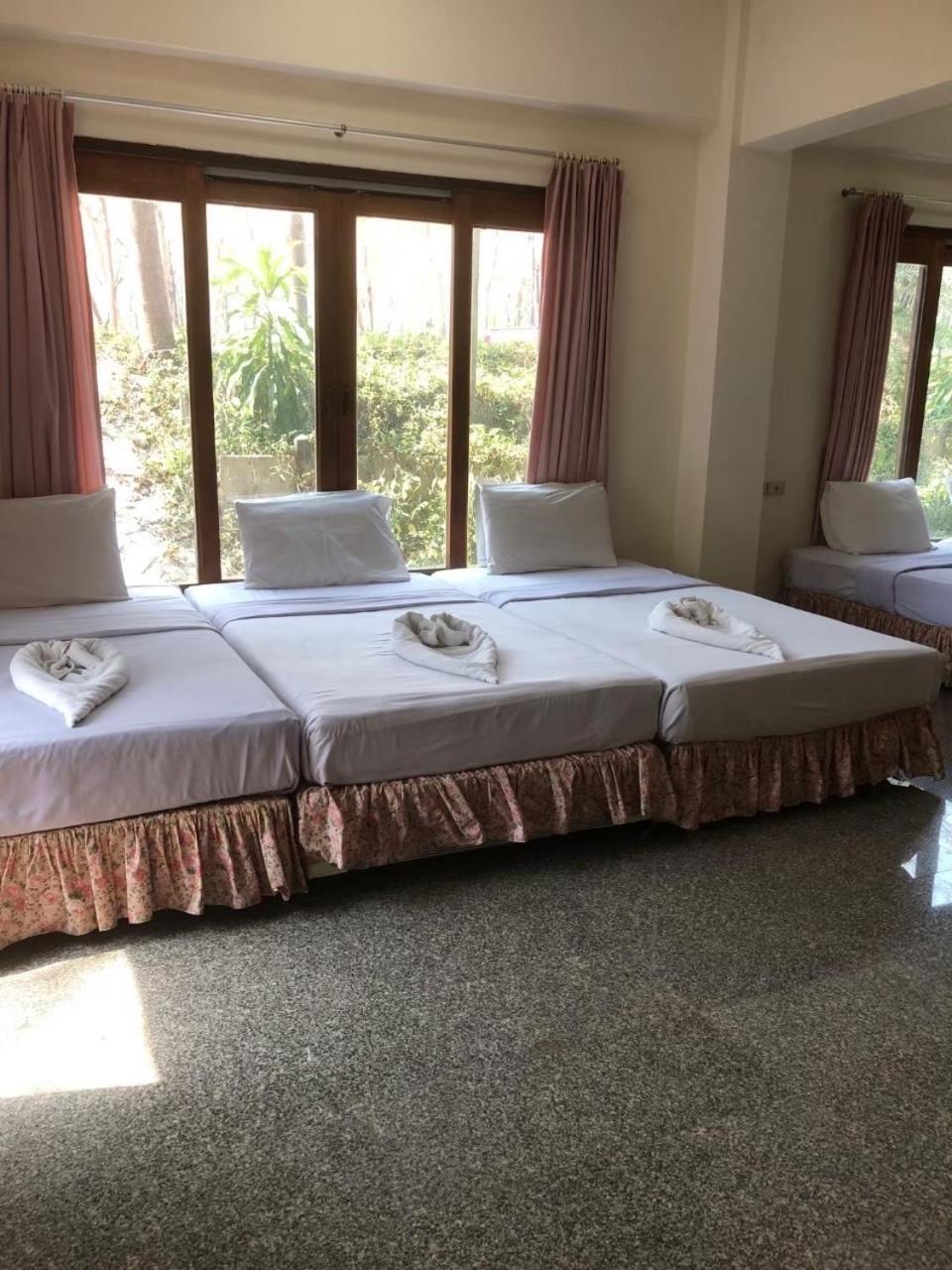 Tak Andaman Resort & Hotel Eksteriør billede