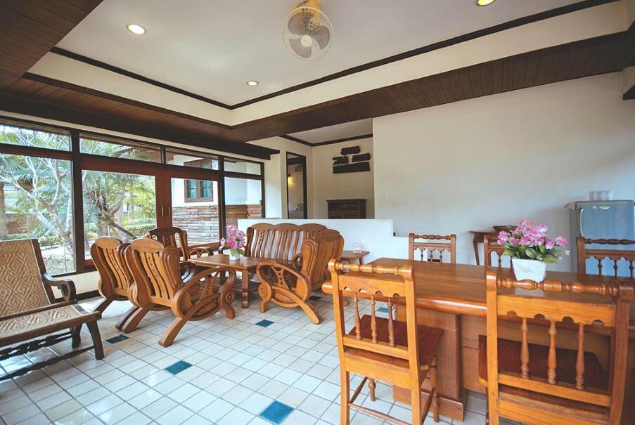 Tak Andaman Resort & Hotel Eksteriør billede