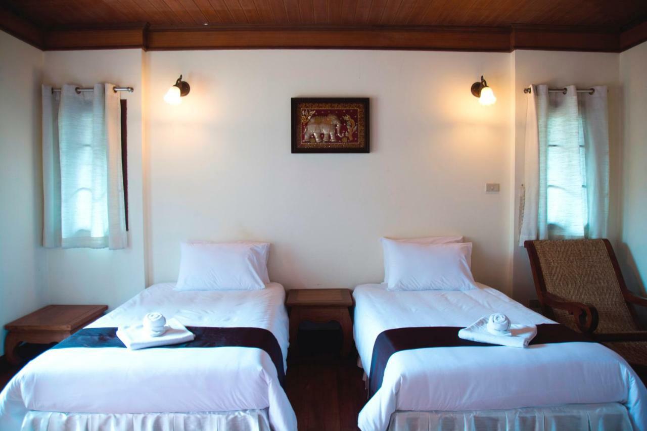 Tak Andaman Resort & Hotel Eksteriør billede