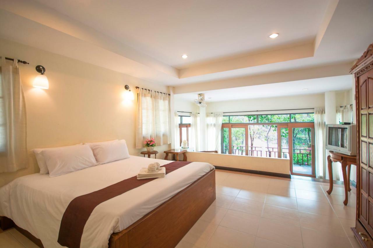 Tak Andaman Resort & Hotel Eksteriør billede